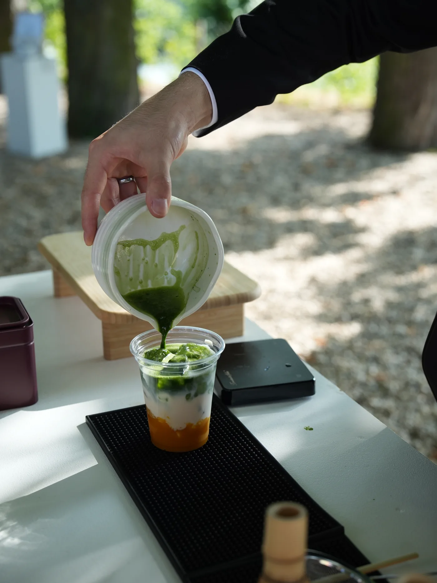 Professionell vorbereitete Bar-Station von Femio bei einem Business Event